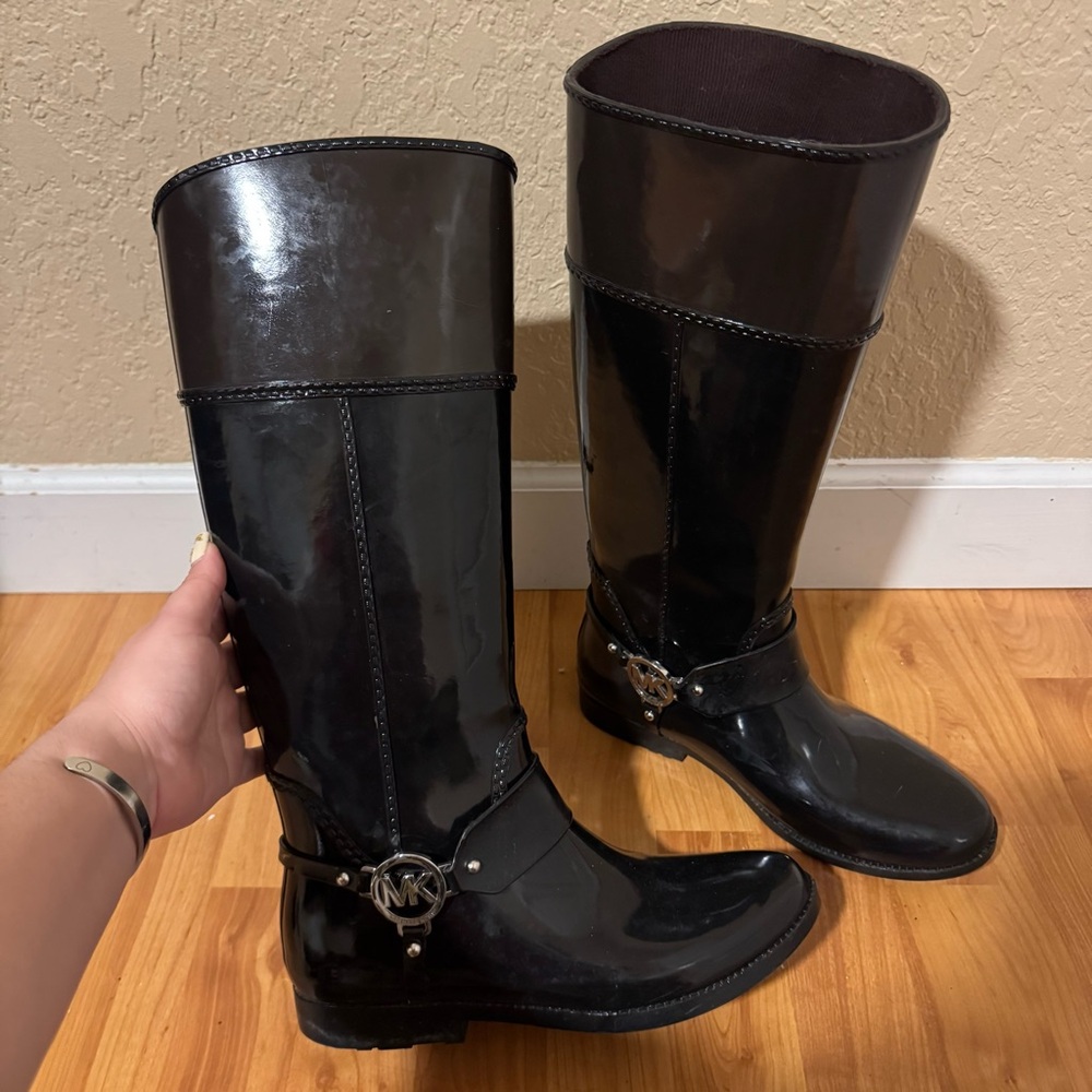 Michael Kors Two Tone Black & Brown Rain Boots